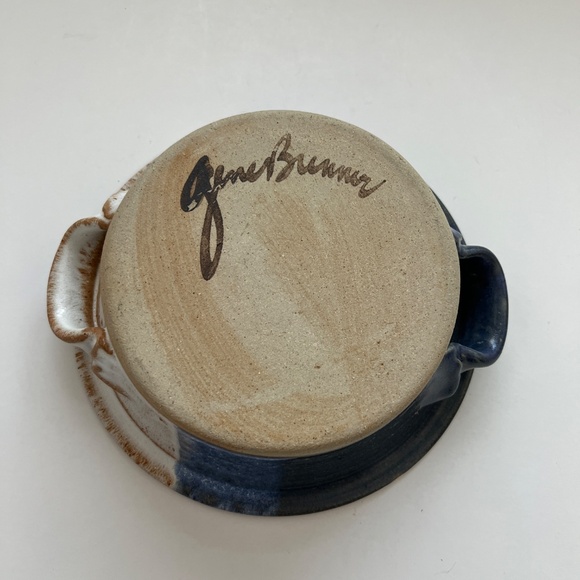 GENE BRENNER Pottery SIGNED Studio Art Pottery 7” Bowl Casserole With Handles - Picture 4 of 7
